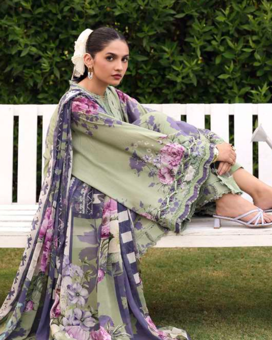 Elaf Belladore Prints Chiffon 26 Unstitched Premium 3 Piece Suit (EPA-4B)