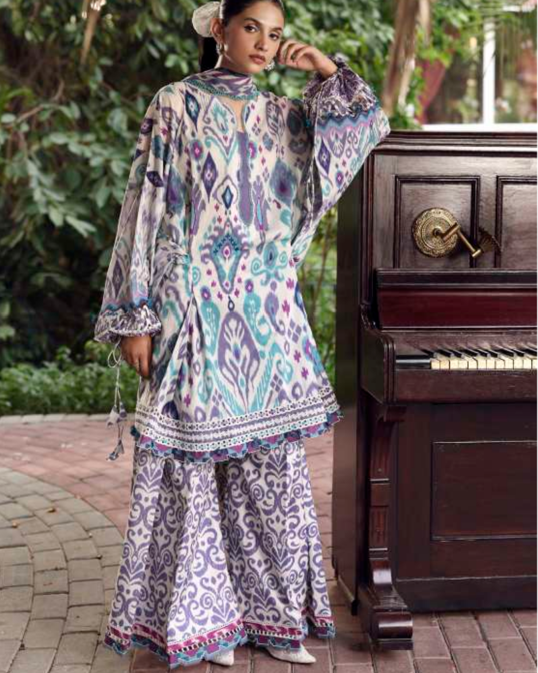 Elaf Belladore Prints Chiffon 26 Unstitched Premium 3 Piece Suit (EPA-2A)