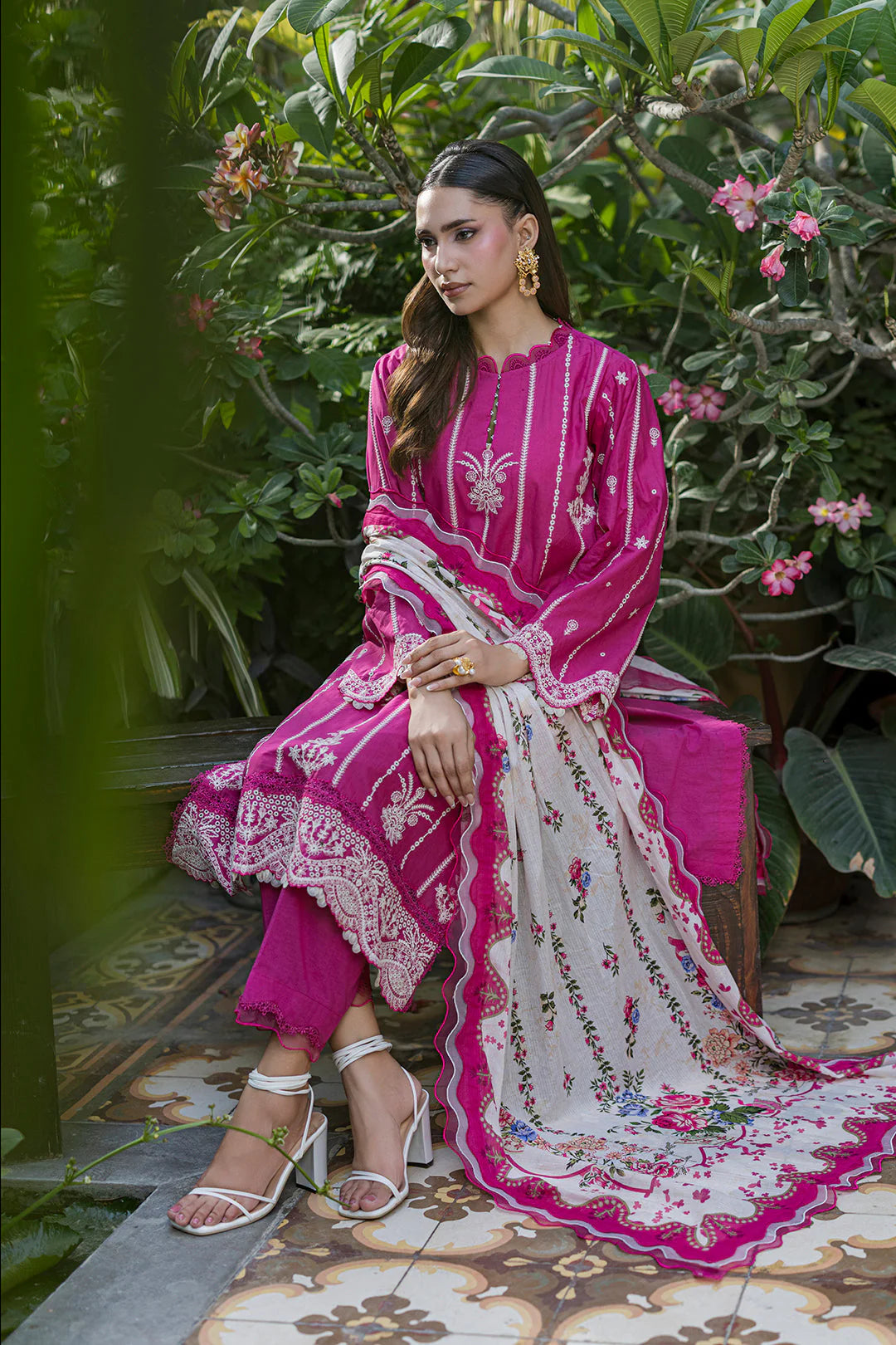 Zellbury Chikankari Embroidered Stitched 3 Piece Suit (4050)