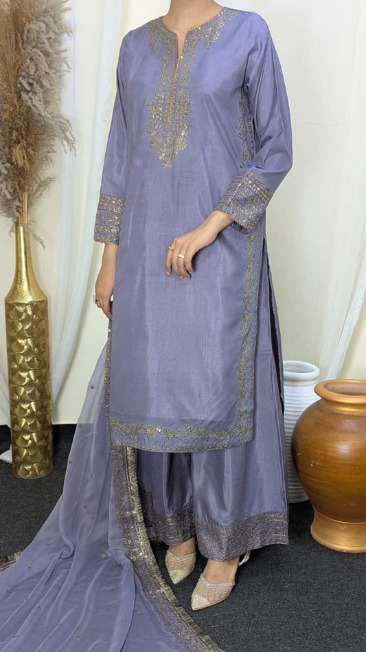 Amna Khurram Raw Silk Embroidered 3-Piece Suit with Chiffon Embroidered Dupatta A019 – Ready to Wear