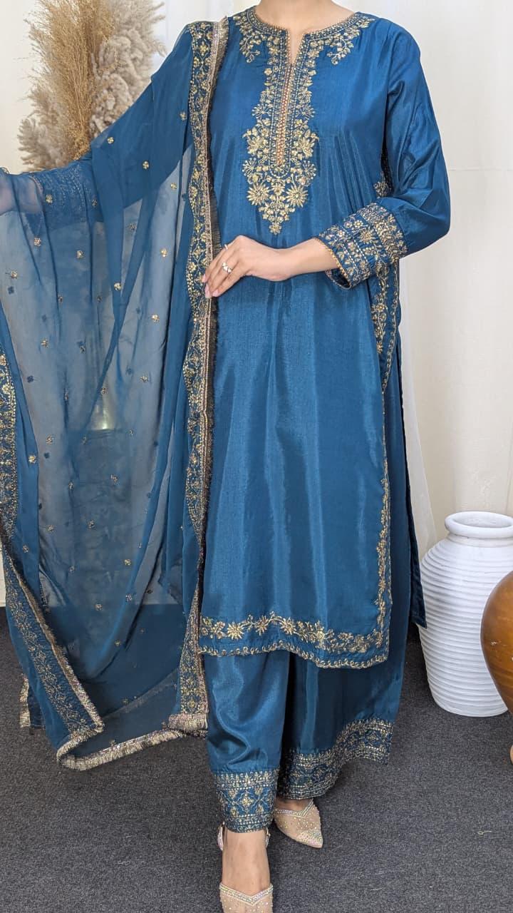 Amna Khurram Raw Silk Embroidered 3-Piece Suit with Chiffon Embroidered Dupatta A018 – Ready to Wear