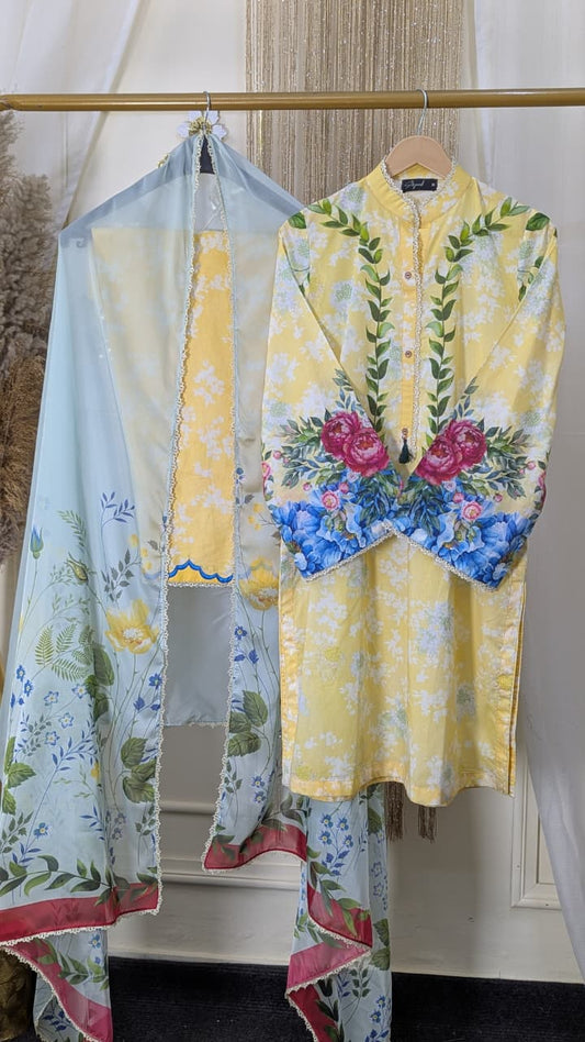 Coco By Zara Shahjahan 3-Piece Embroidered Lawn Suit (AYLA-8A)