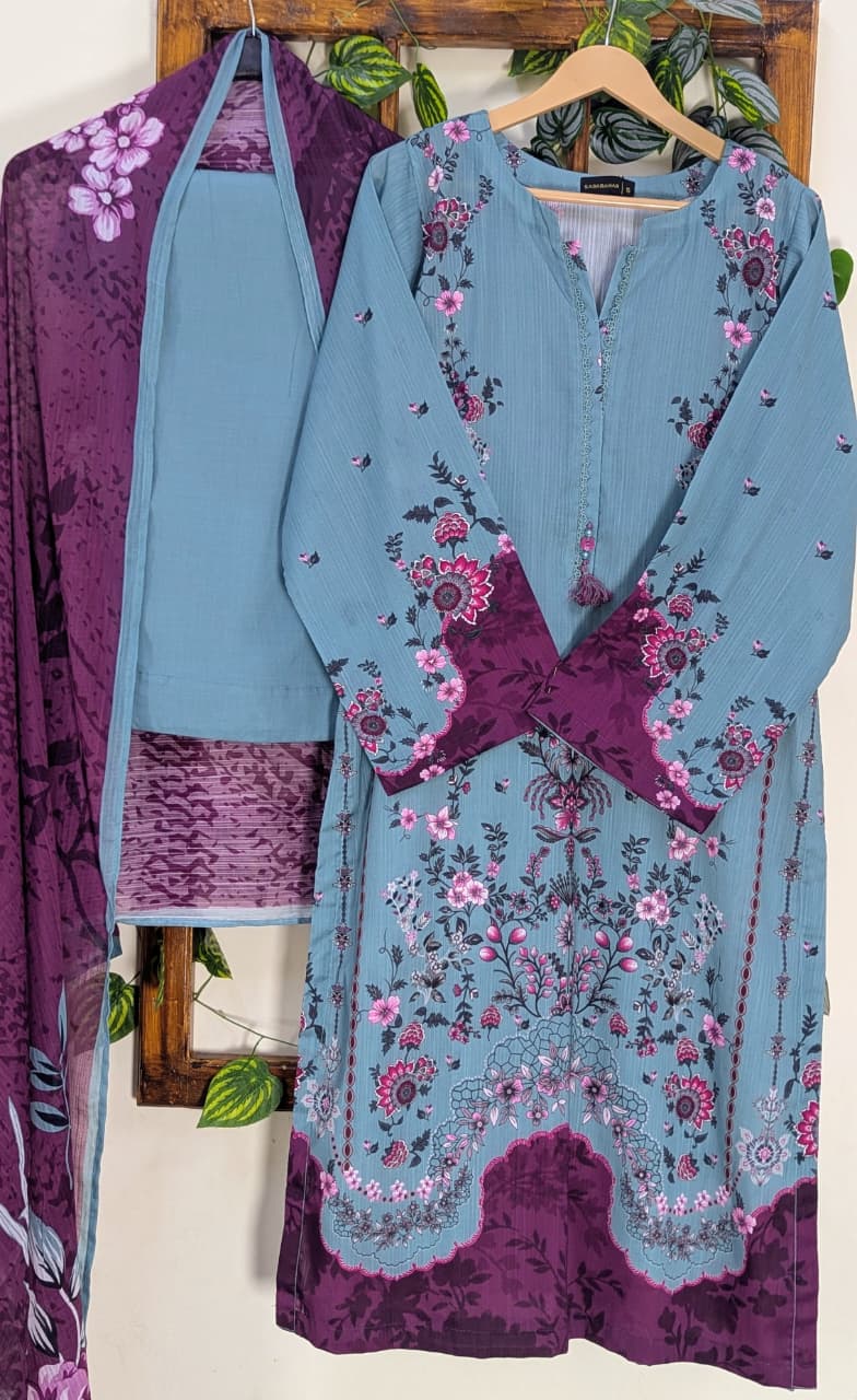 Sadabahar Printed Lawn Stitched 3 Piece Suit (D-01)