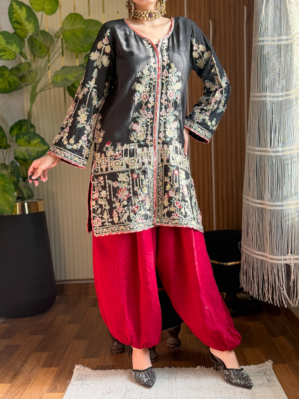 Amna khurram Viscose Co’Ord Embroidered Shirt & Balloon Pant Set (01)