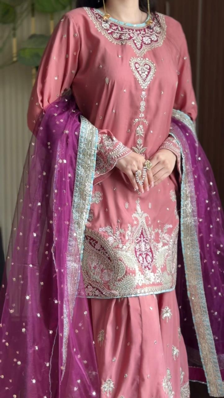Amna khurram Viscose Co’Ord Embroidered Shirt & Balloon Pant Set (04)
