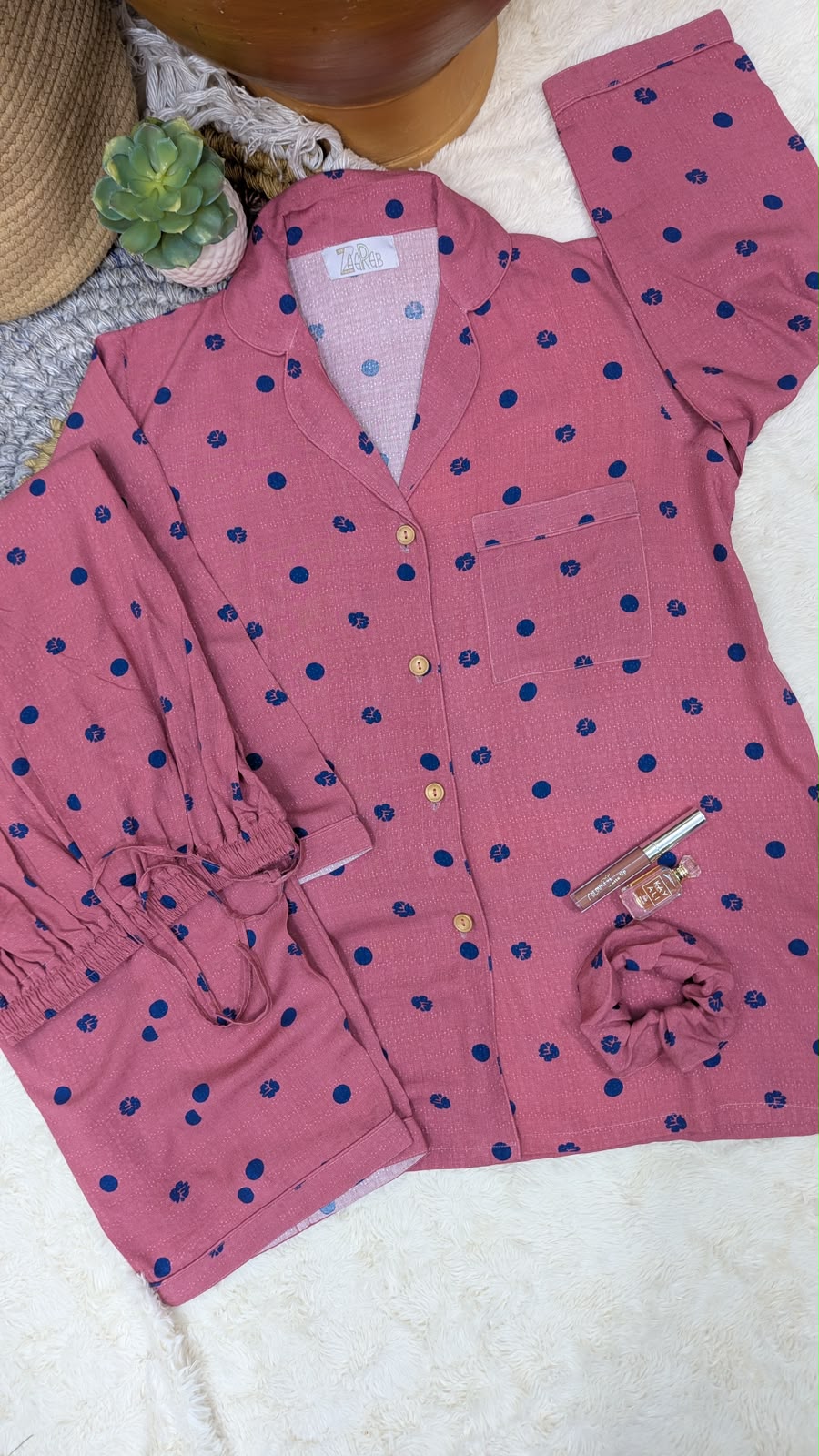 Zaarab Soft Linen Dusty Rose Pink Love Printed Night Stitched Suit