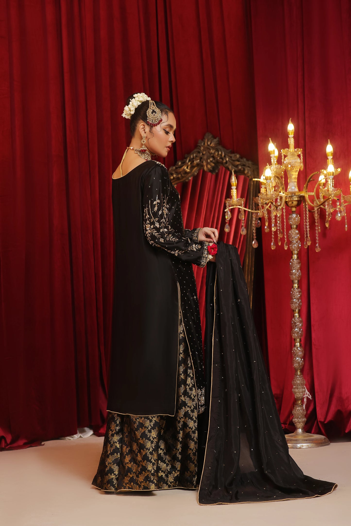 Amna Khurram Saheli Surgam Semi Bridal Wear