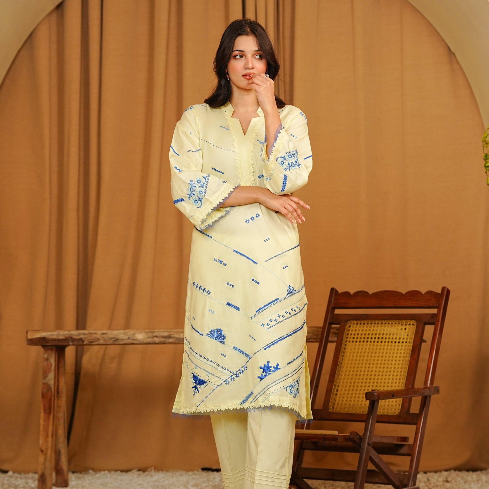 Amna Khurram D-11 Casuals Ready to Wear