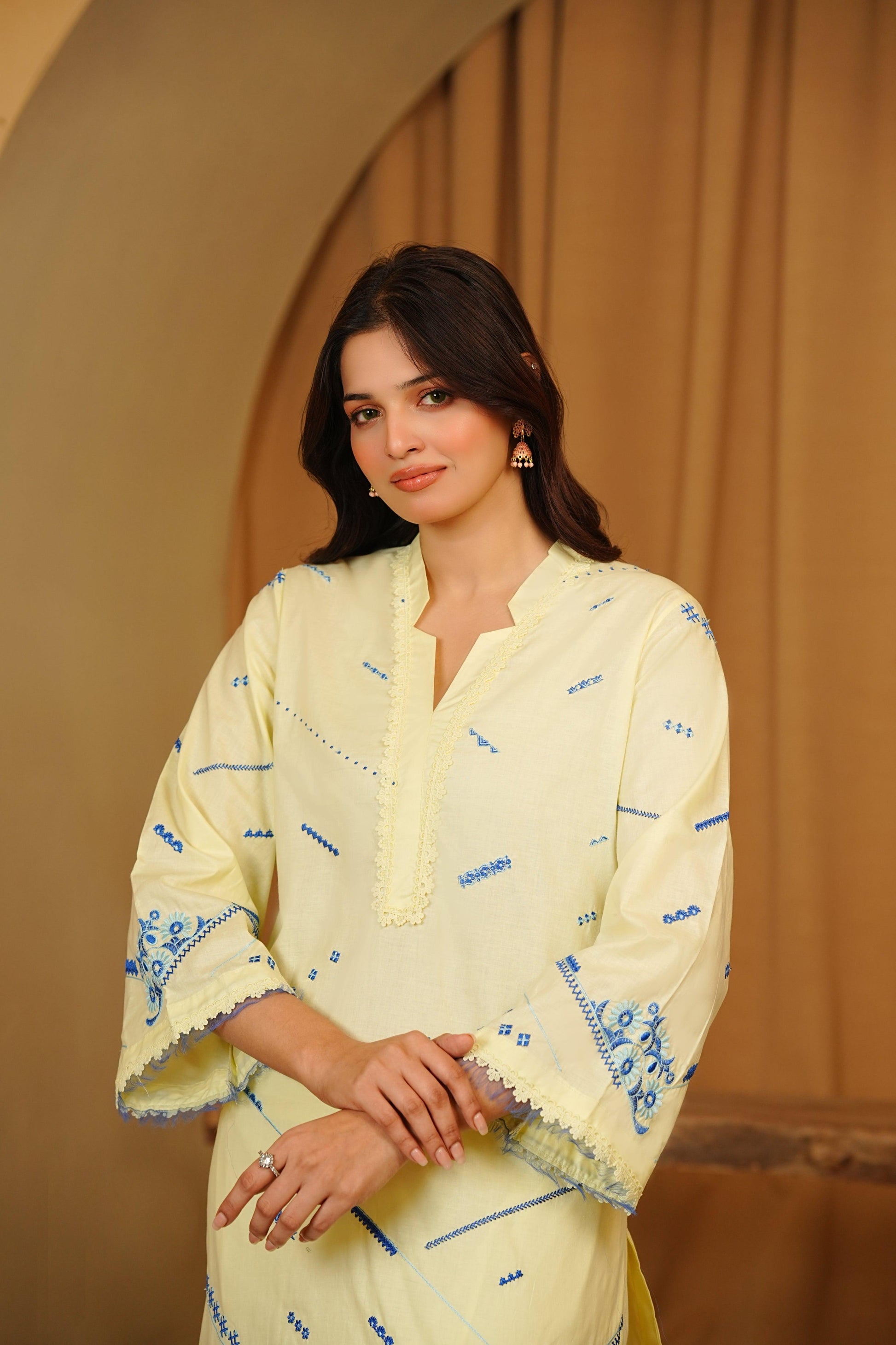 Amna Khurram D-11 Casuals Ready to Wear