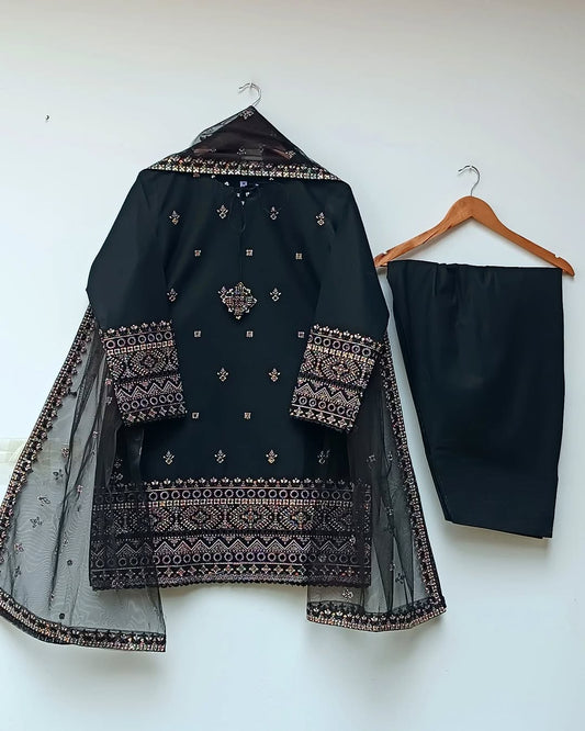 Amna Khurram D-5 Onaiza Eid Collection