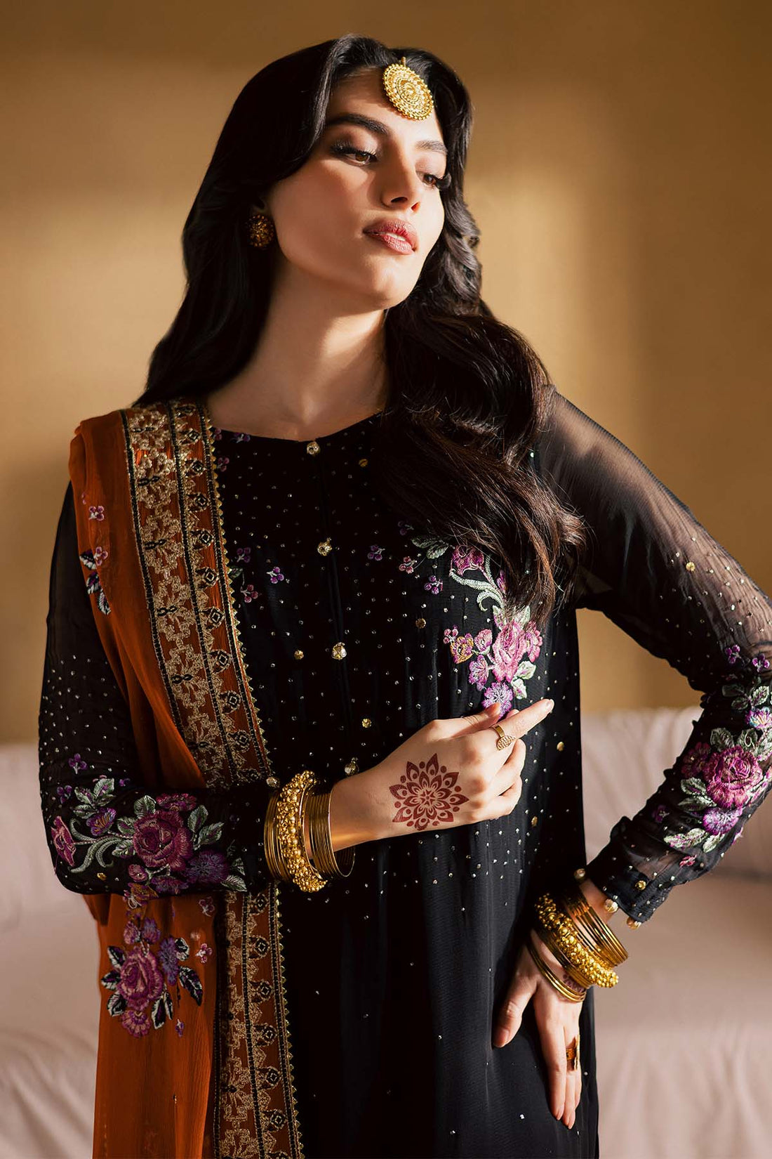 Nureh Mk-18 Mukeshkari Unstitched Chiffon 25'