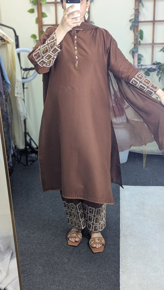 Amna Khurram Zimal-Aug10 Brown Ready to wear