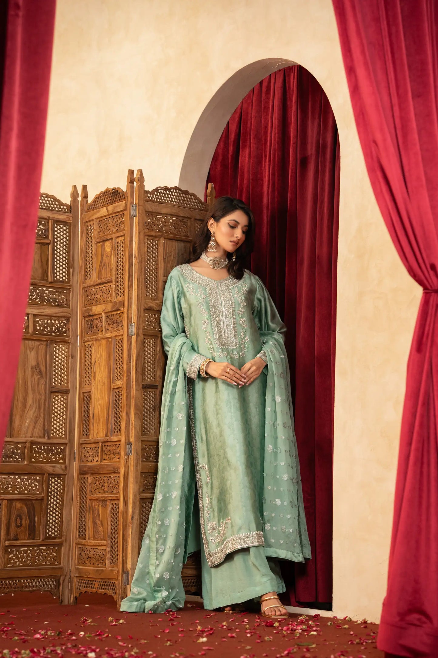 Amna Khurram D-01 Handmade Silk Collection 25