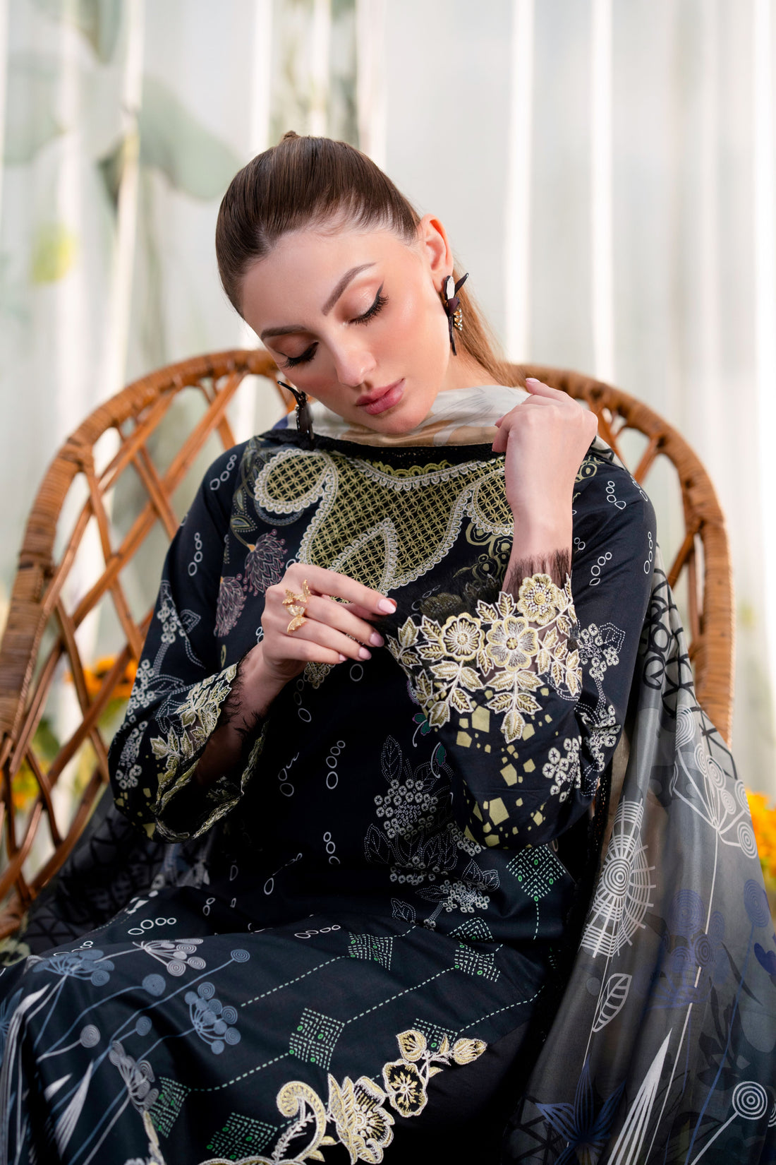 Aabyaan NAZAN (AR-10) Shezlin chikankari ramdan edit '25
