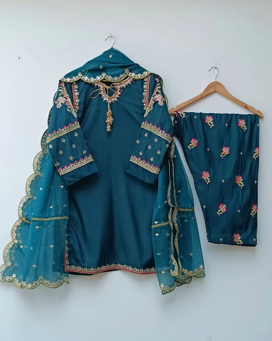 Amna Khurram Blue 3pc Inza ready to wear collection
