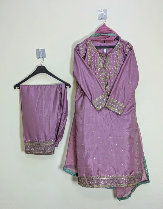 Amna Khurram SAIMA B AS SEP 04 Pink Ready to wear Silk