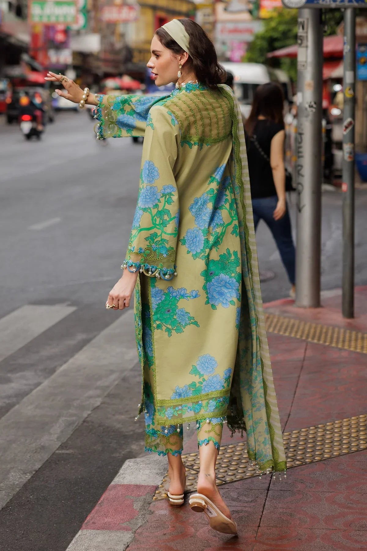 Charizma CRB5-17 Rang e Bahar Vol 2 3-PC Unstitched Embroidered Lawn Collection