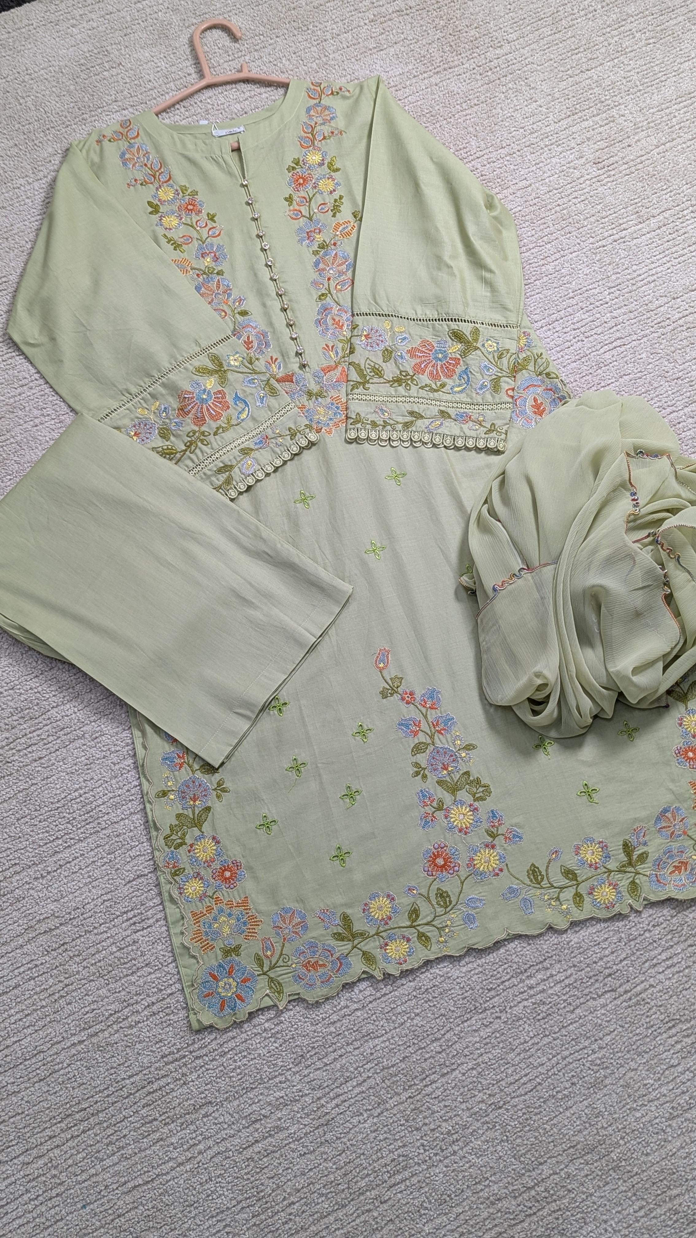 Amna Khurram Zimal-Aug7 Green Ready to wear