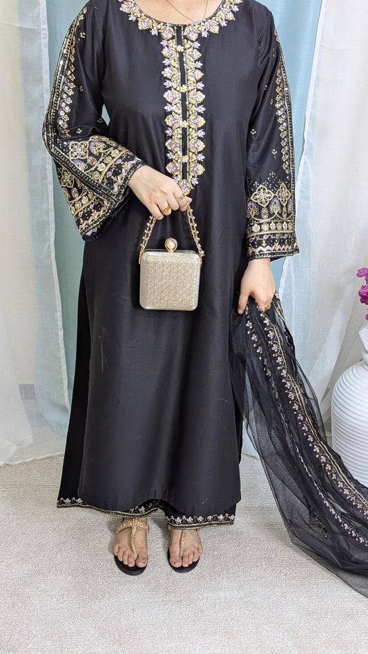 Amna Khurram Saima-Aug1 Black Ready to wear