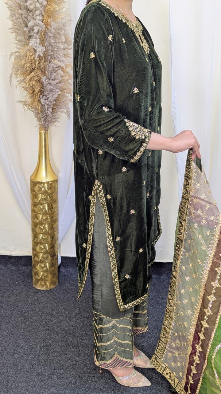 Amna Khurram Green Velvet 3pc Ready to wear