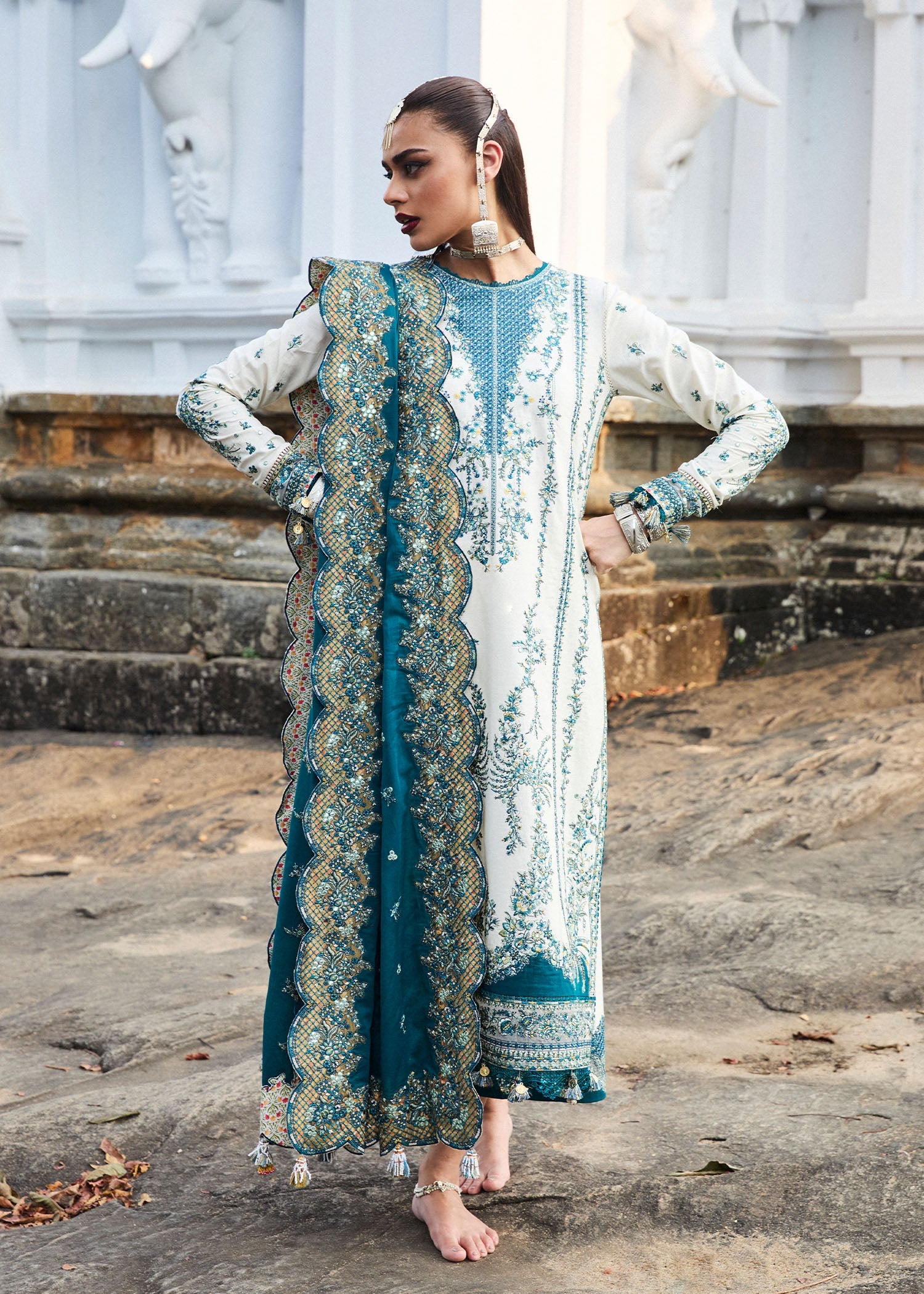 Hussain Rehar Veil Luxury Lawn'25