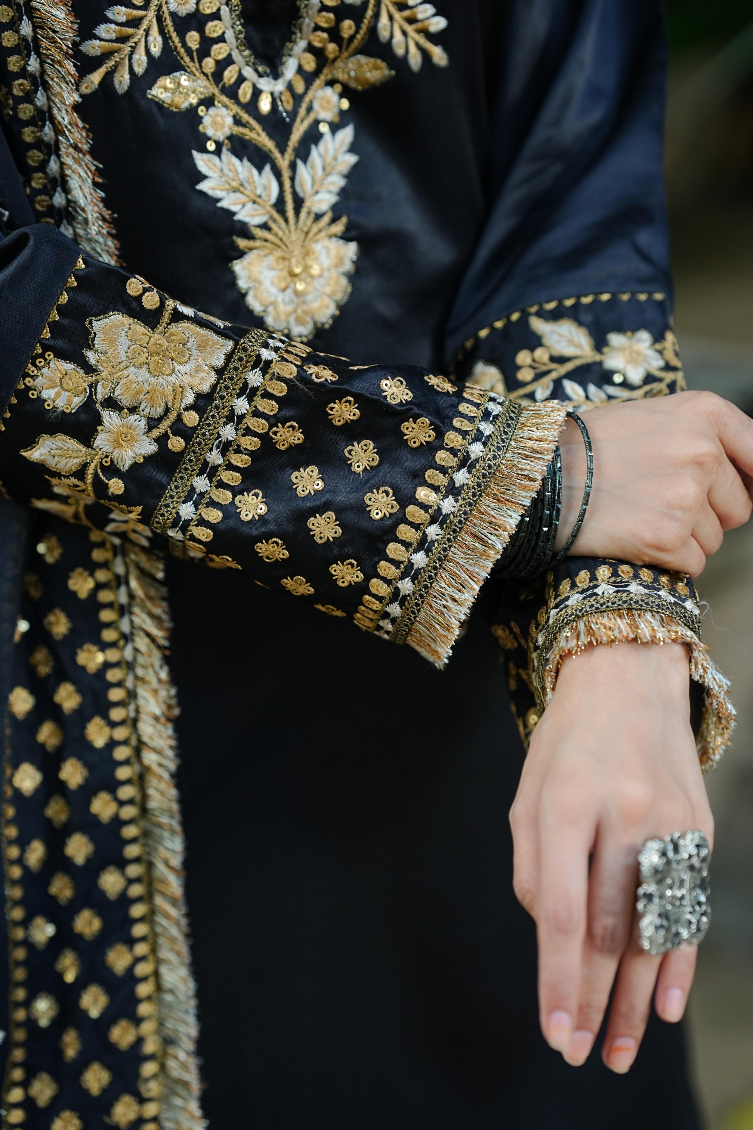 Amna Khurram D-05 Ready to wear Silk Collection