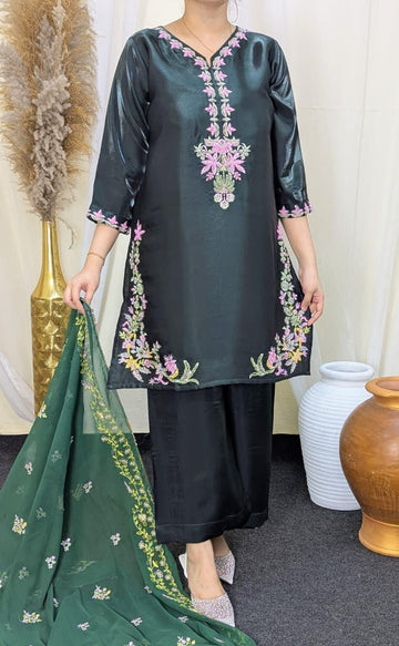 Amna Khurram Green Zimal-nov#19 3pc Raw Silk Ready to wear