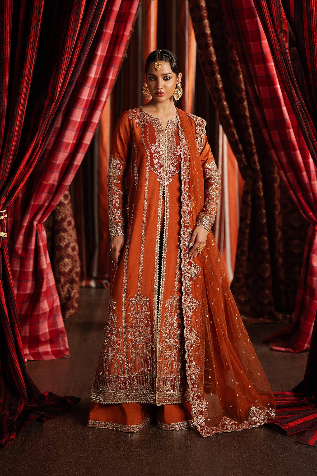 Afrozeh Aafreen Divani The Silk Edit 25