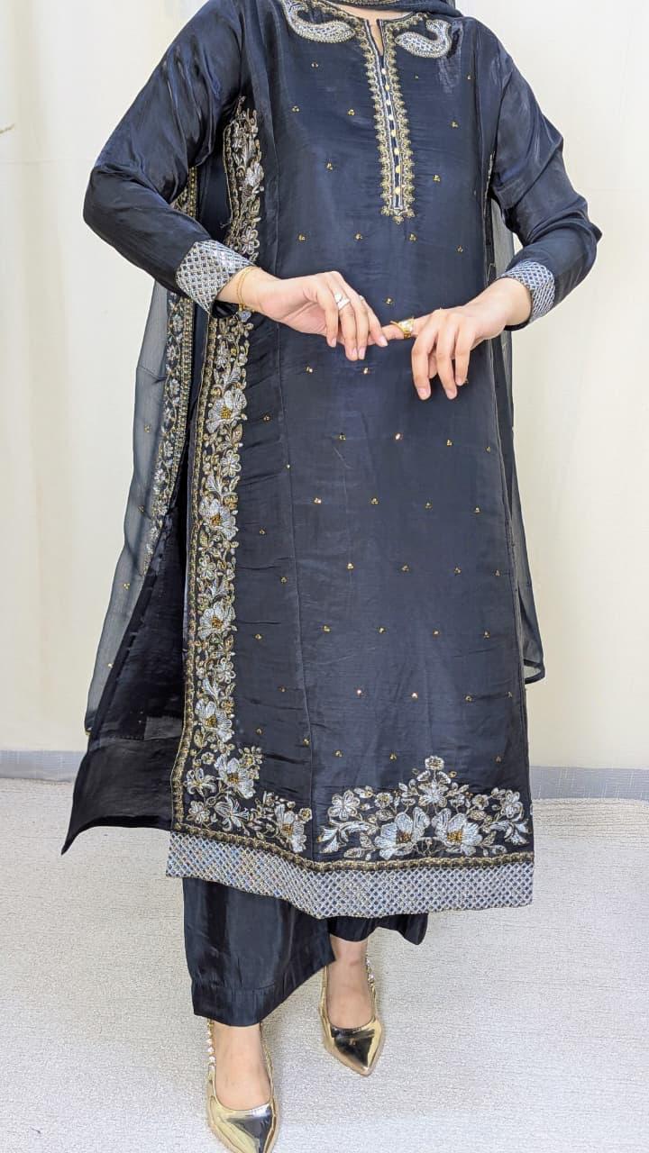 Amna Khurram Black Zimal-nov#25 3pc Raw Silk Ready to wear