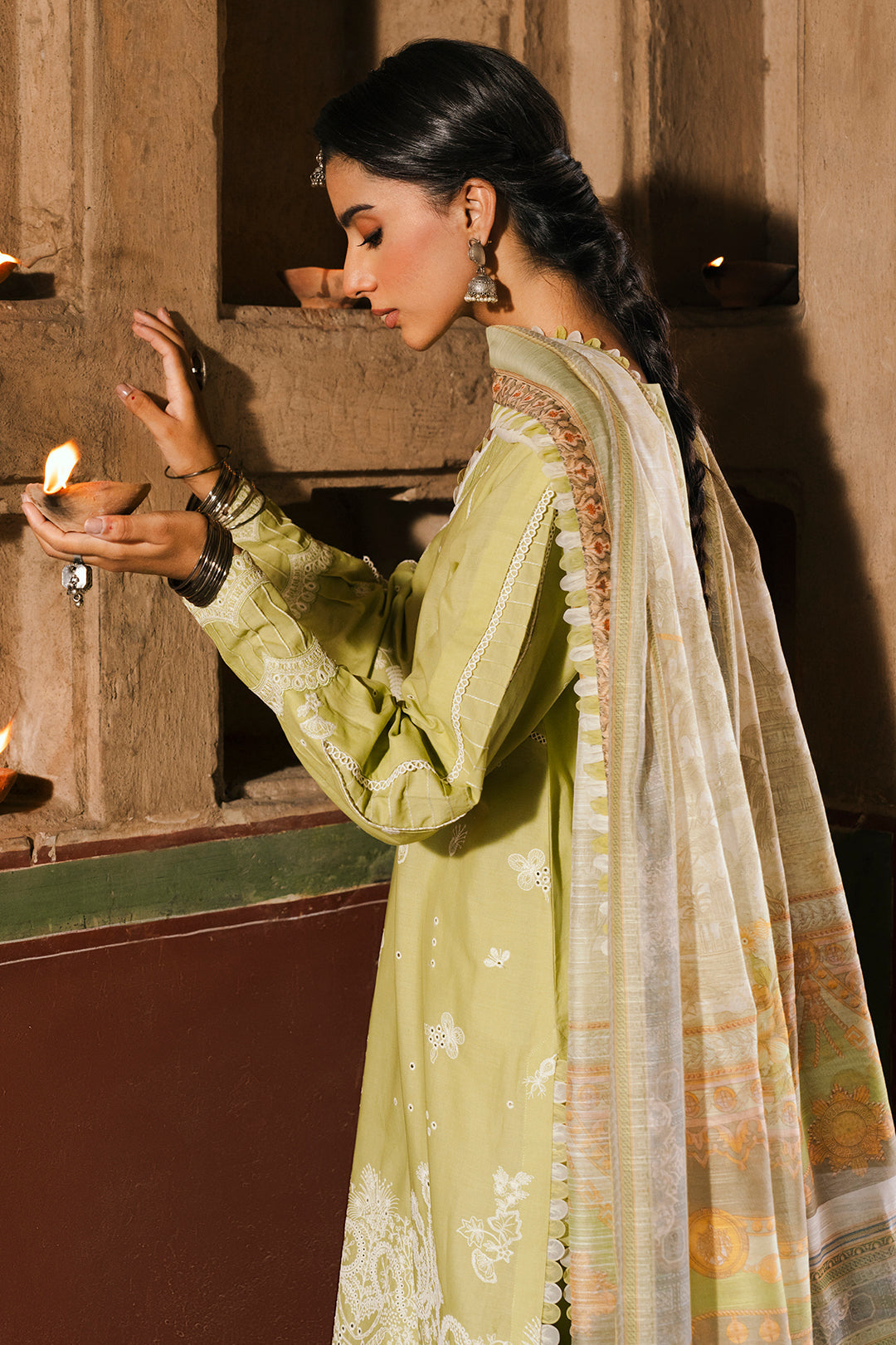 Zellbury WUS25E30828 Chikankari Collection 25'