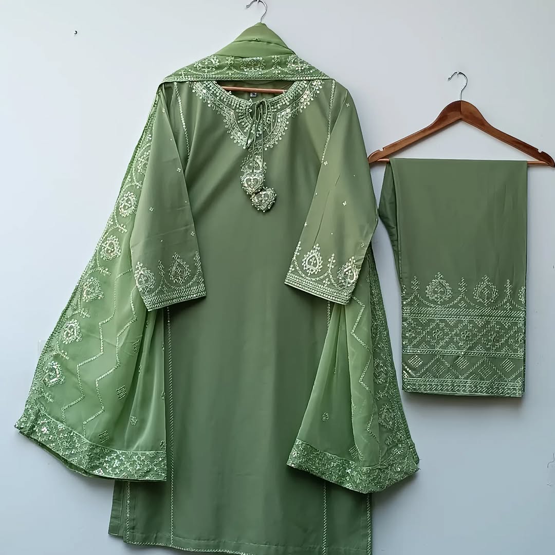 Amna Khurram Green Eid Collection