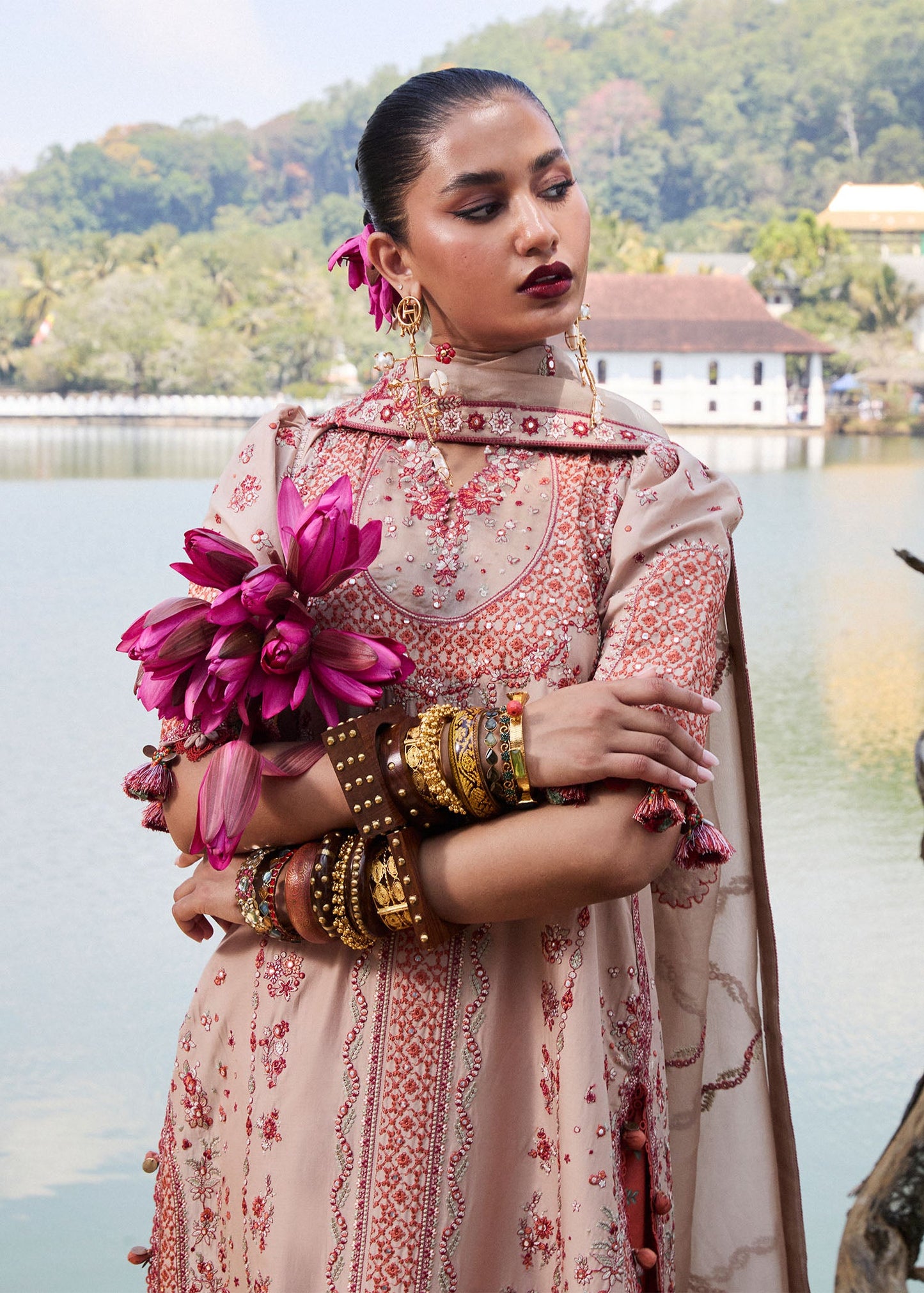 Hussain Rehar Mari Luxury Lawn'25