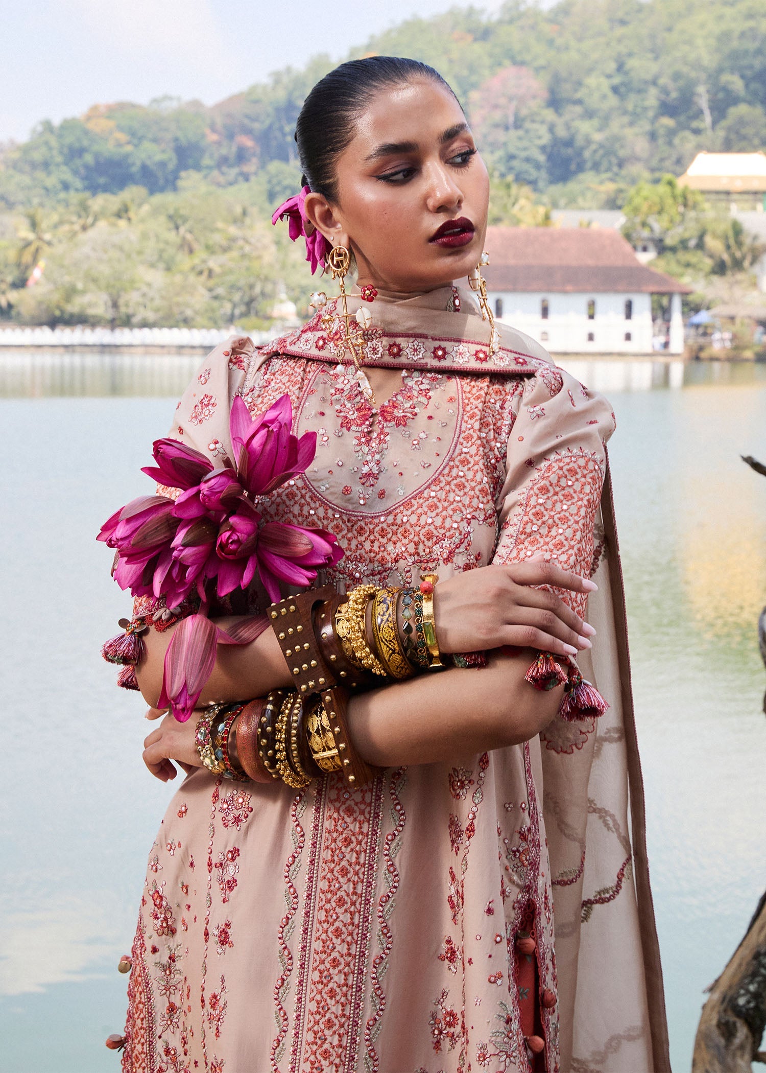 Hussain Rehar Mari Luxury Lawn'25