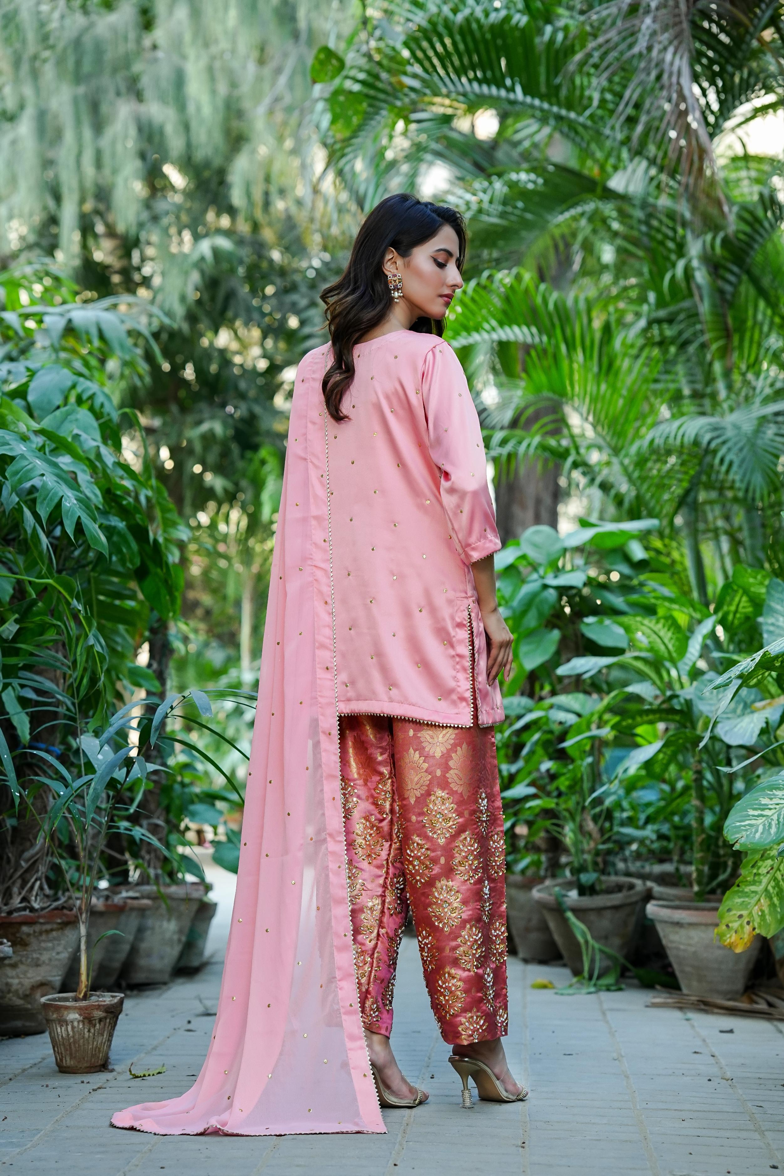Amna Khurram D-06 Ready to wear Silk Collection