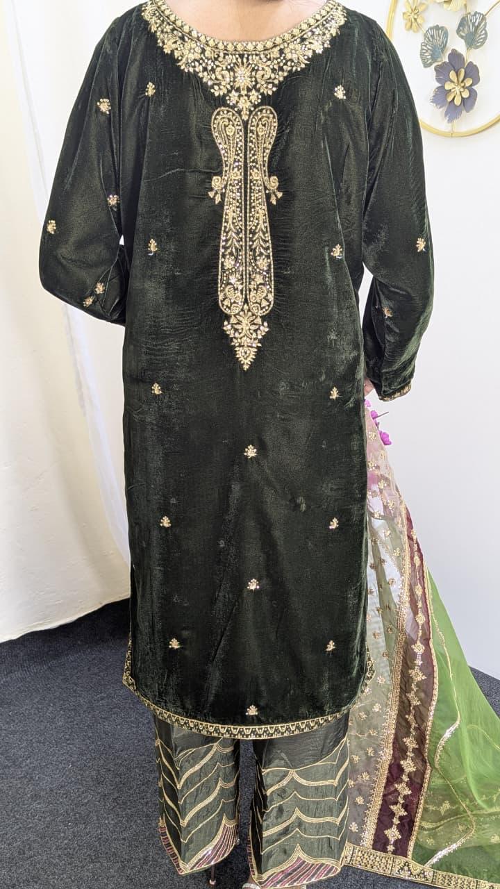 Amna Khurram Green Velvet 3pc Ready to wear