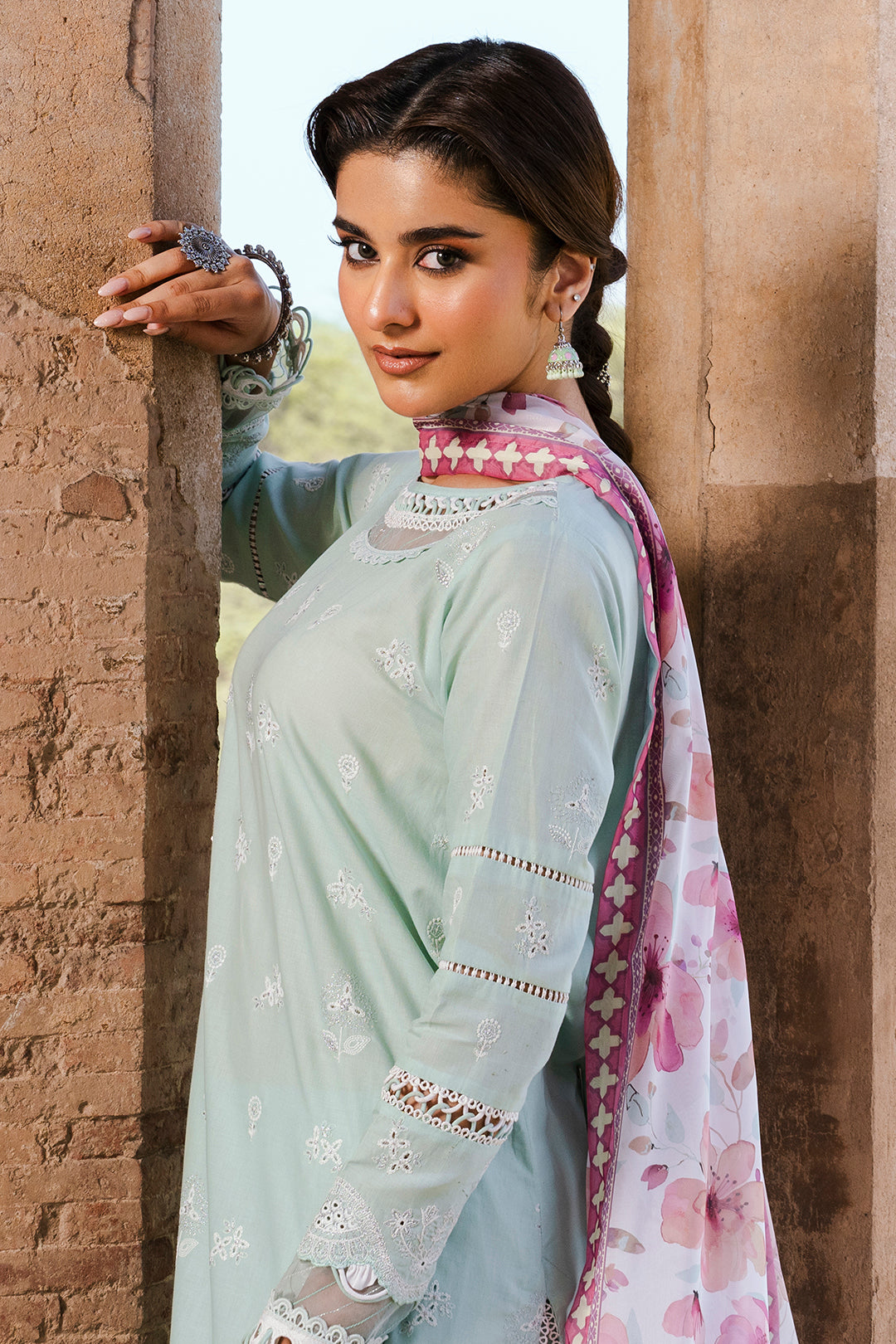 Zellbury WUS25E30826 Chikankari Collection 25'