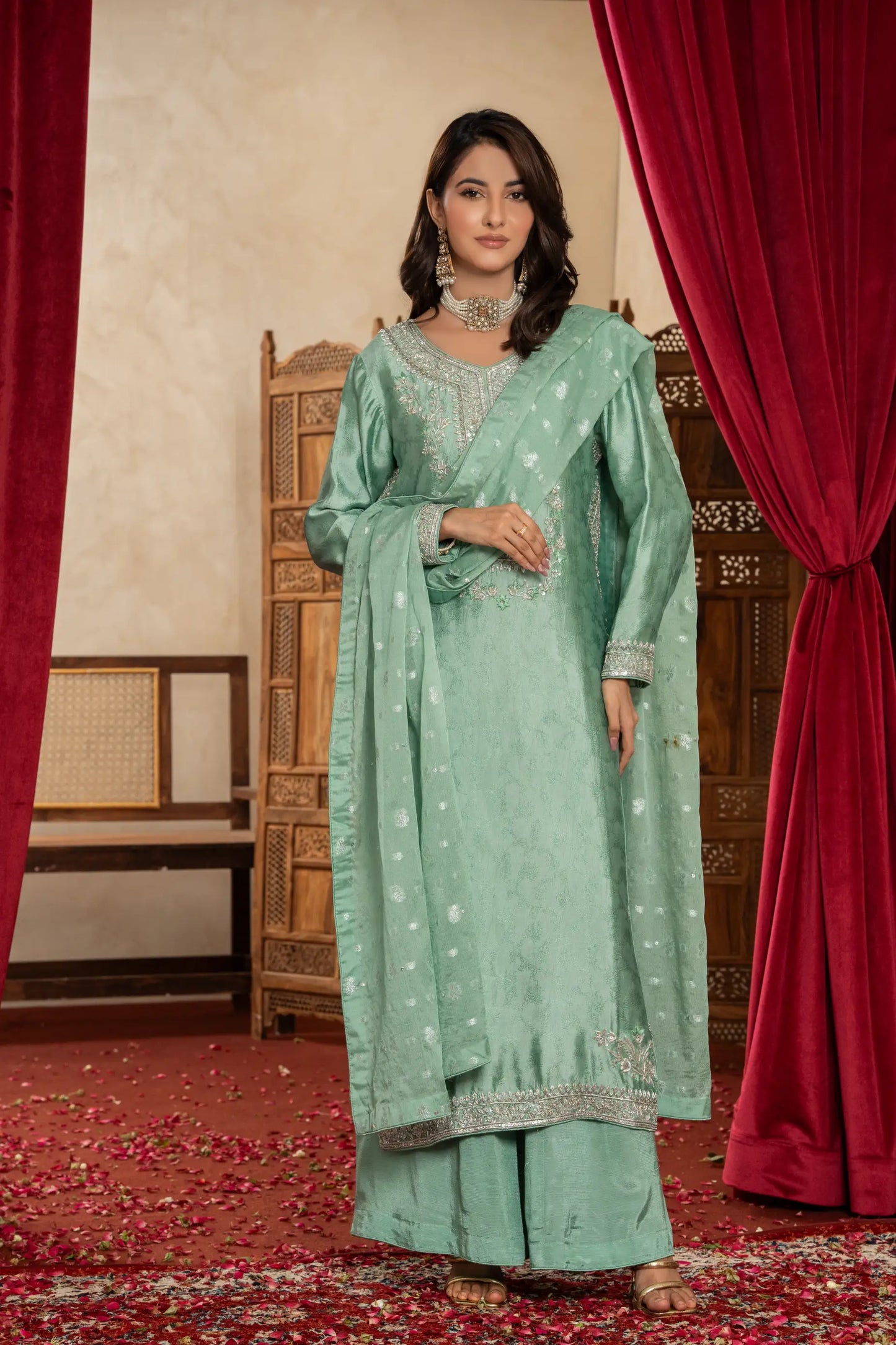 Amna Khurram D-01 Handmade Silk Collection 25
