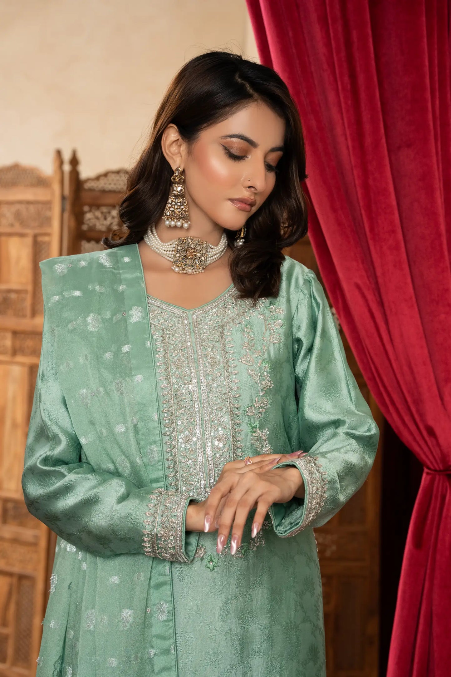 Amna Khurram D-01 Handmade Silk Collection 25