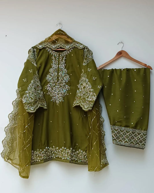 Amna Khurram Anju D-1 3pc ready to wear collection