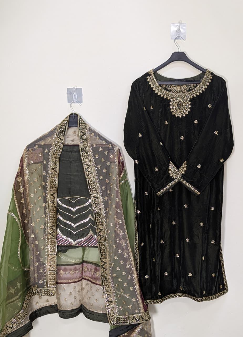 Amna Khurram Green Velvet 3pc Ready to wear