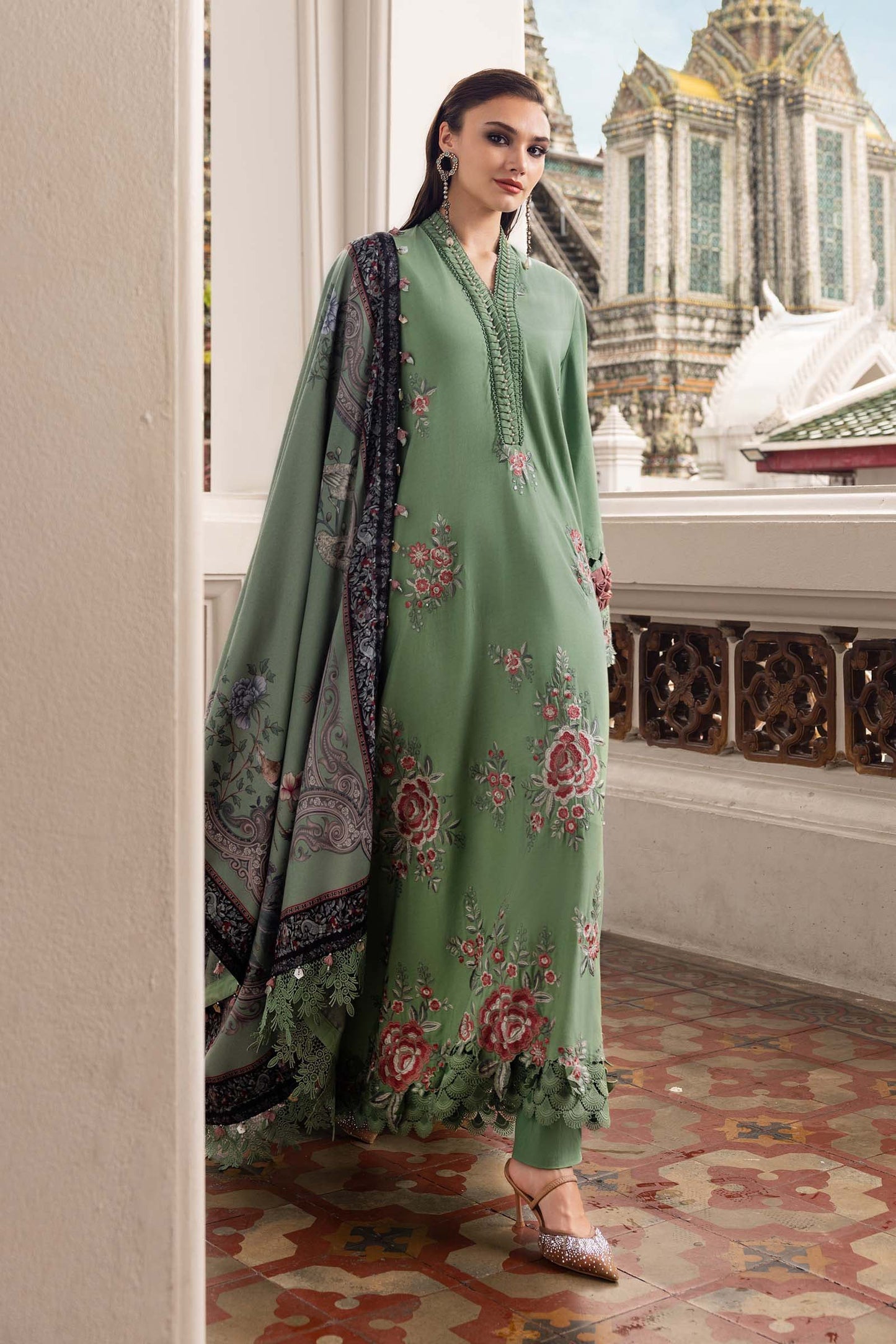 Maria b Mprints 8A Unstitched Embroidered Twill Linen 25'