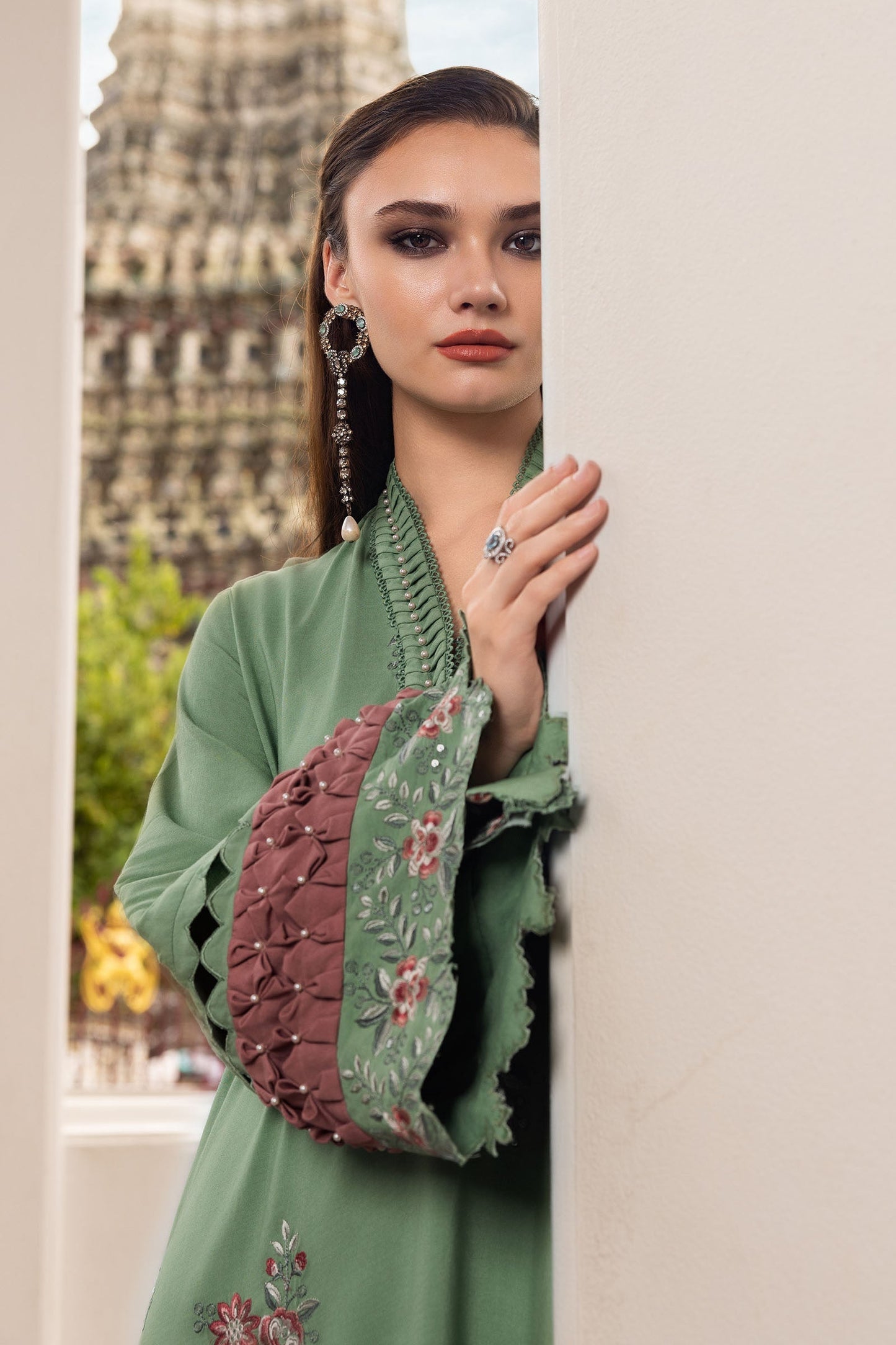 Maria b Mprints 8A Unstitched Embroidered Twill Linen 25'