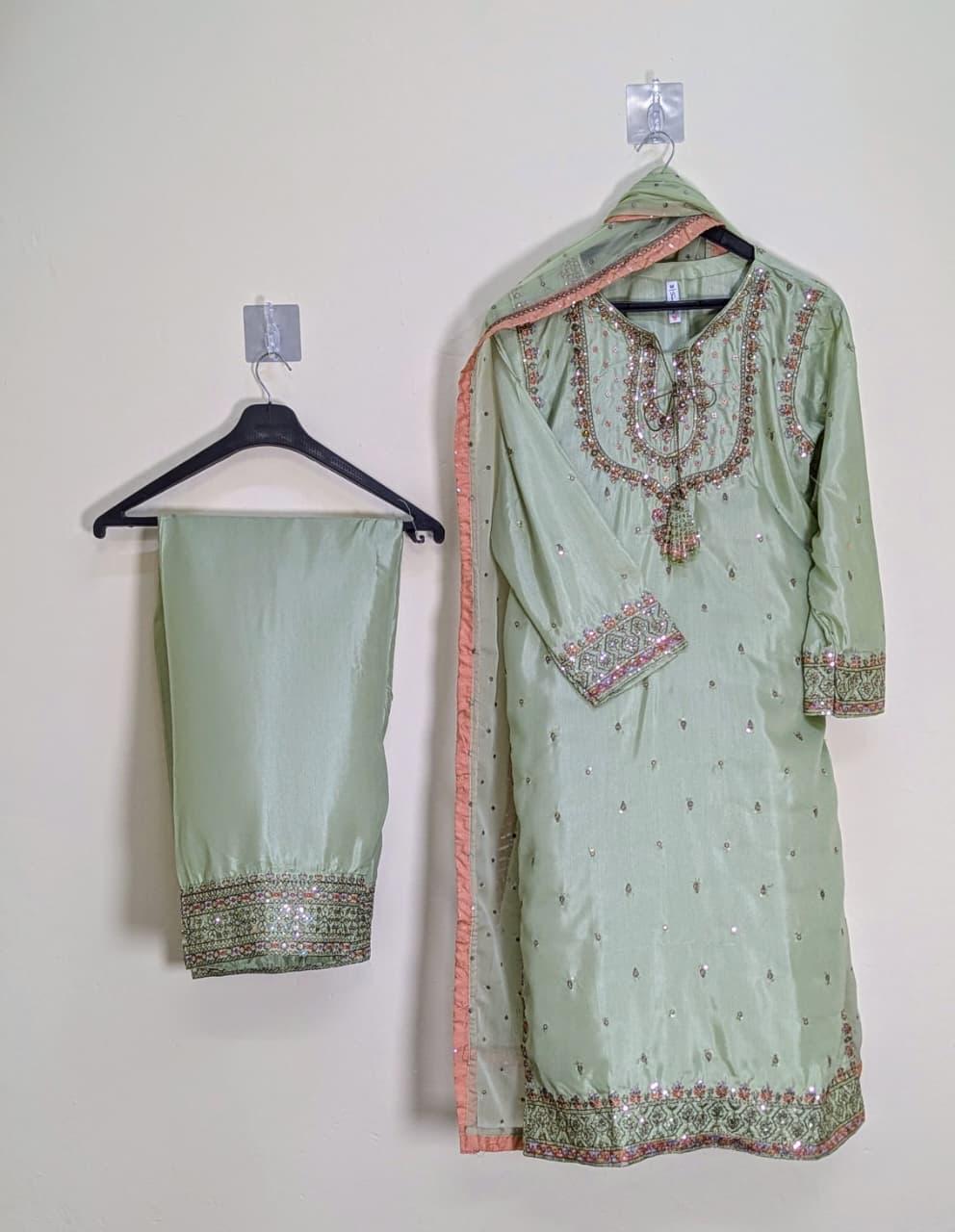 Amna Khurram SAIMA B AS SEP 04 Pista Ready to wear Silk