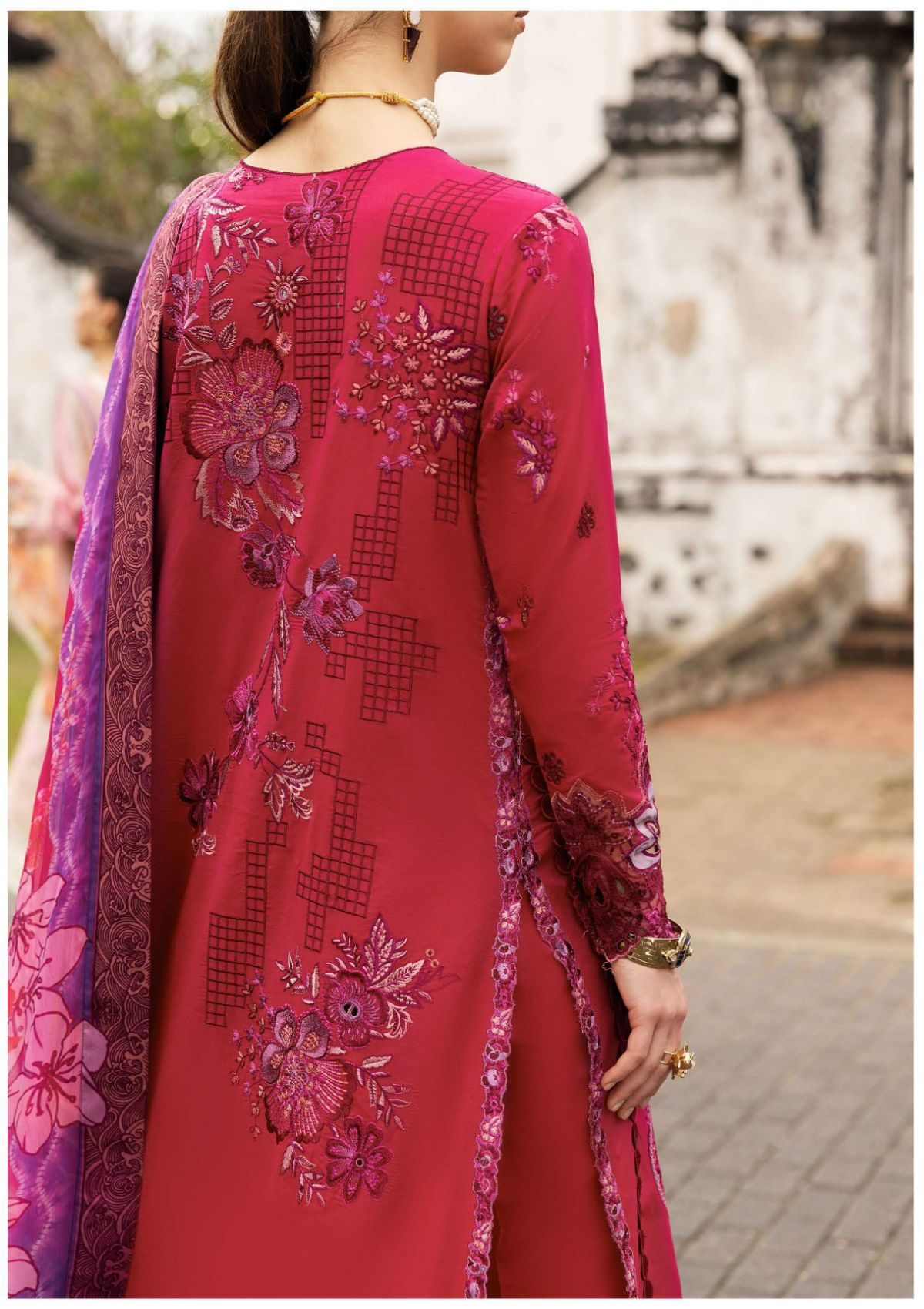 Mushq D-14 Dreamy Whirl Manaram Luxury Lawn'25
