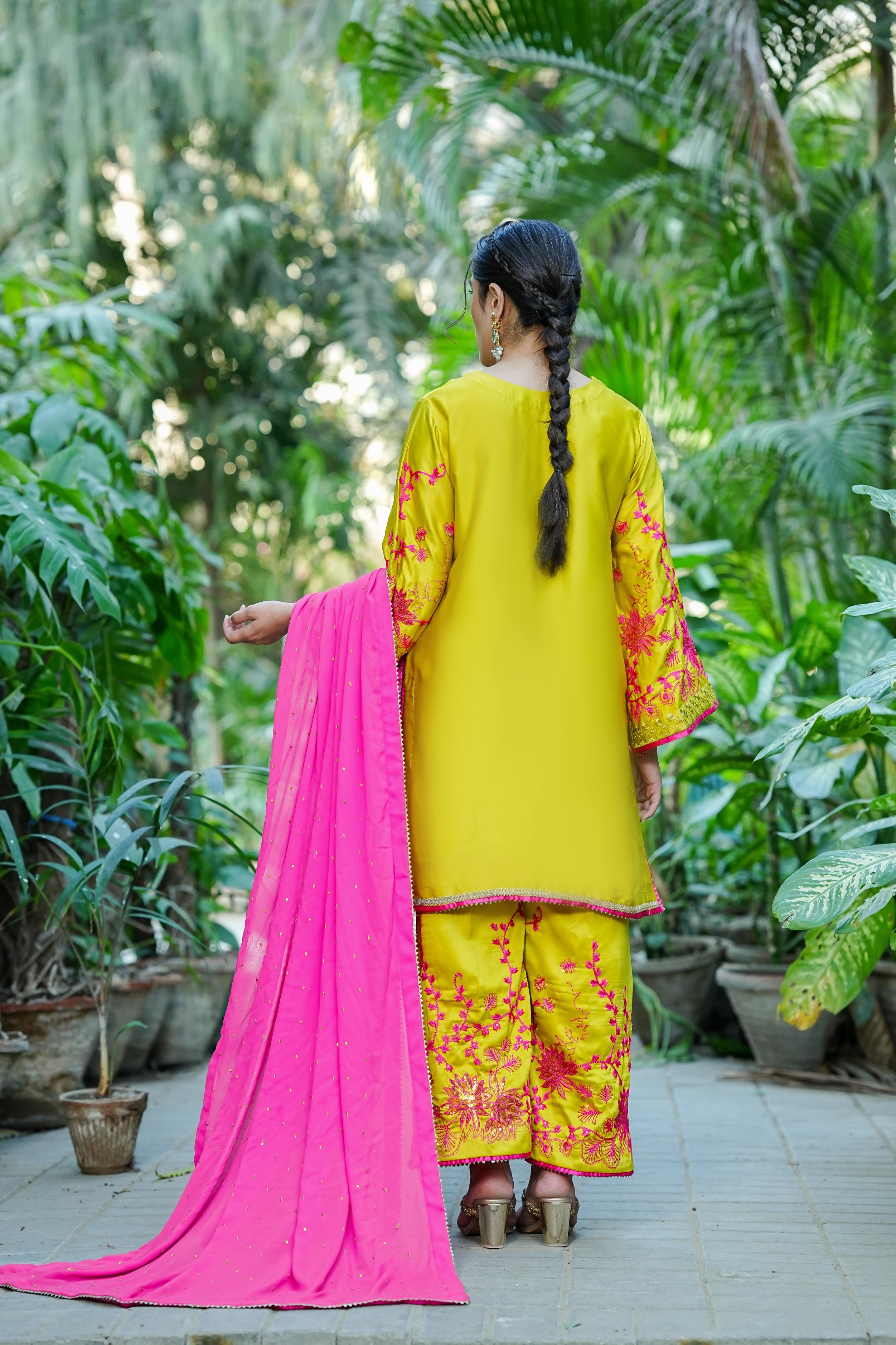 Amna Khurram D-02 Ready to wear Silk Collection