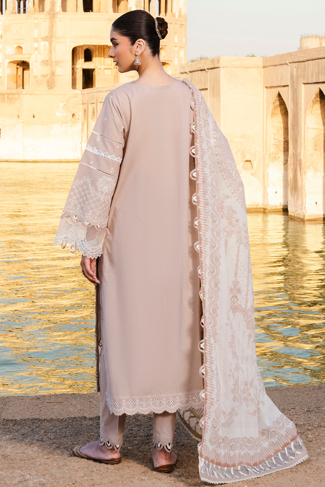 Zellbury WUS25E30833 Chikankari Collection 25'