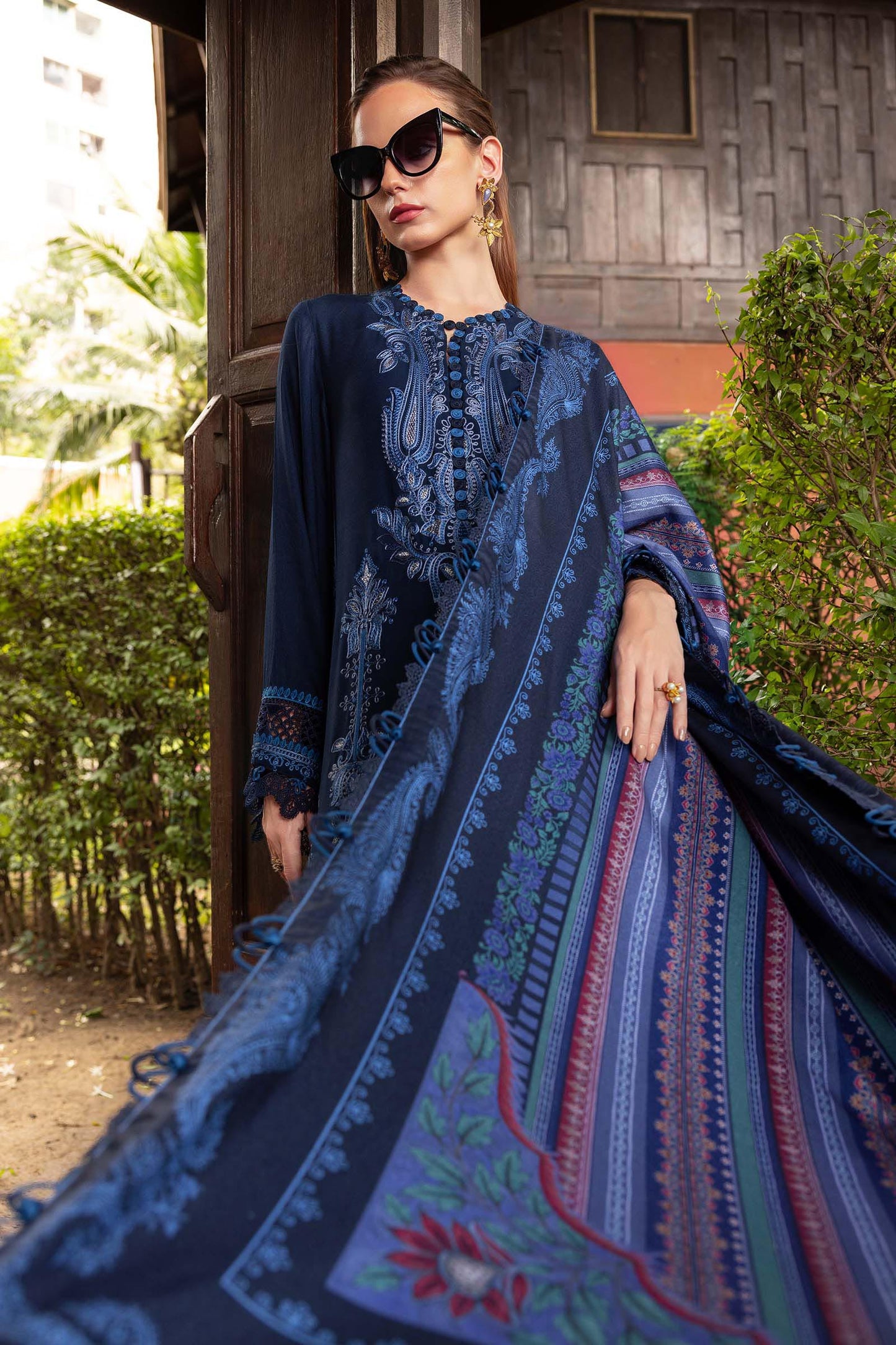 Maria b Mprints 3B Unstitched Embroidered Twill Linen 25'