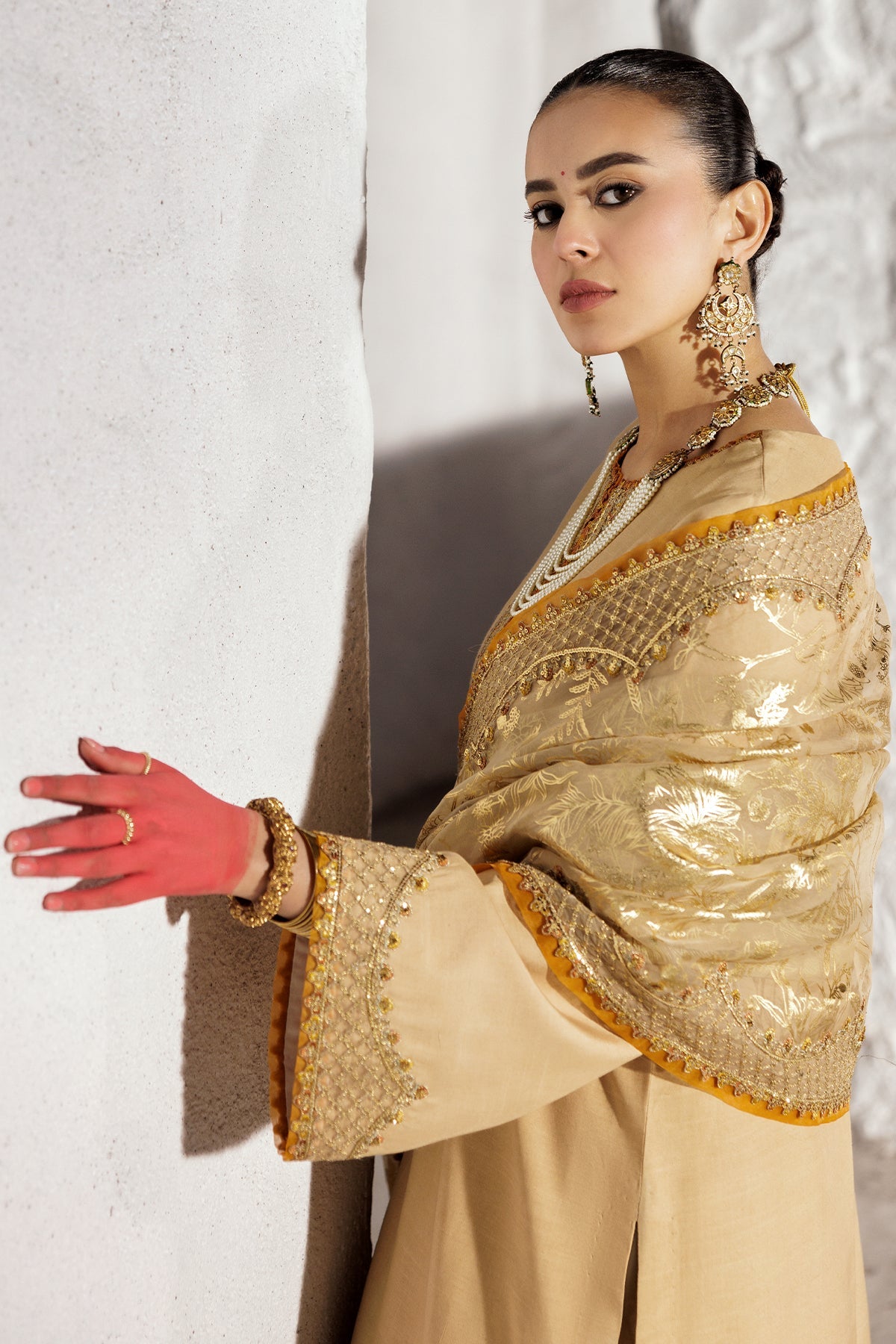 Charizma CMA-5-016 3-PC Embroidered Raw-Silk Suit