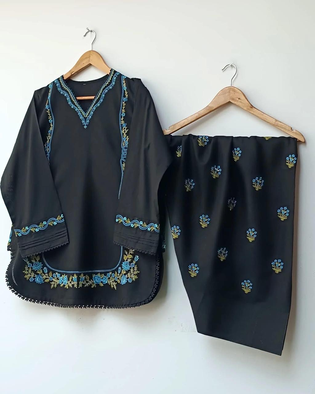 Amna Khurram Zimal D-1 2pc ready to wear collection