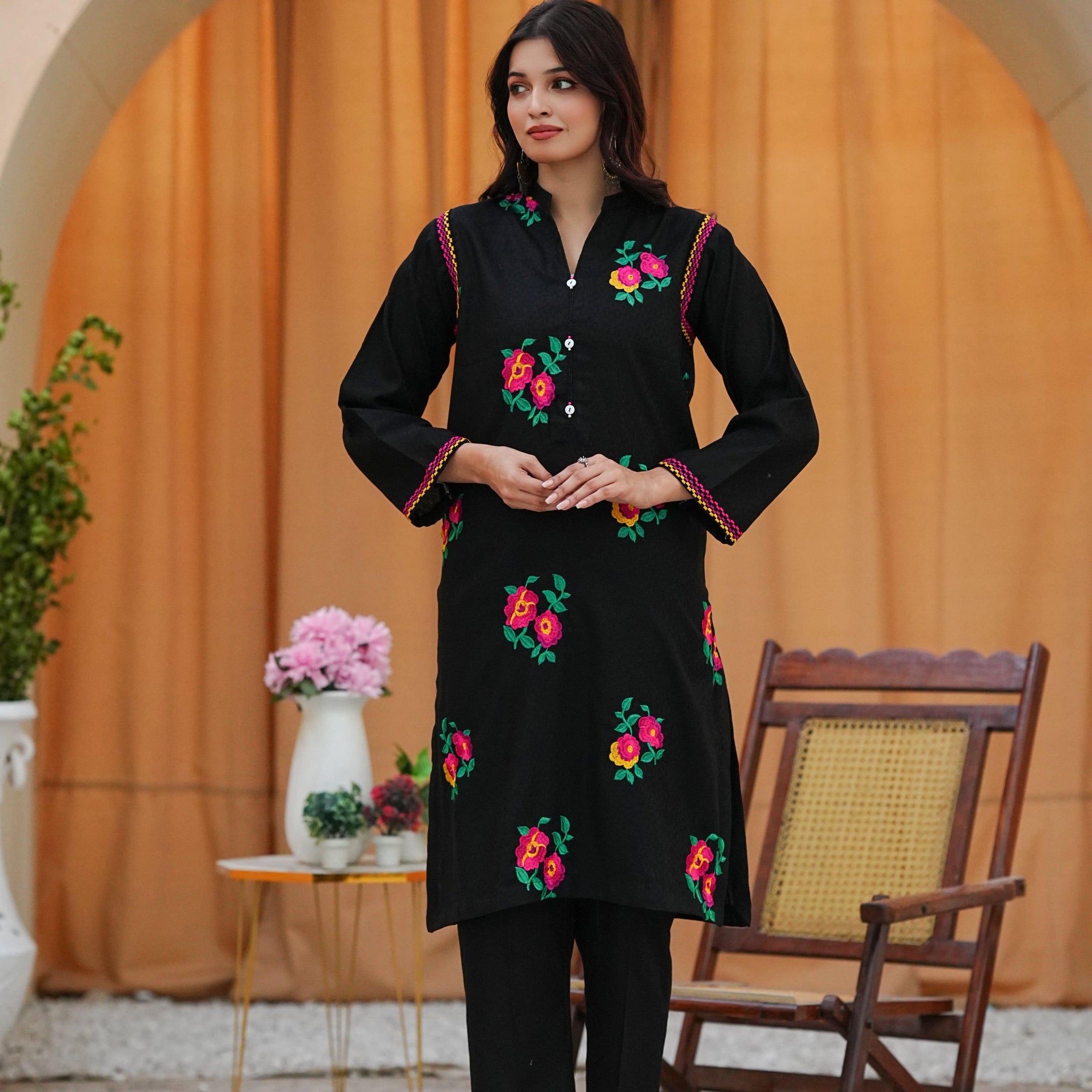 Amna Khurram D-3 Casuals Ready to Wear